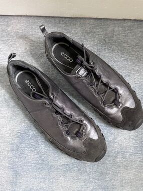 ECCO BIOM AEX Women's Sz 11/11.5 (EU 42) Pewter Gray Leather Trail Sneaker
